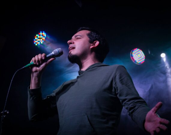 Voice Lessons | Raphael Begosso Vocal Studio